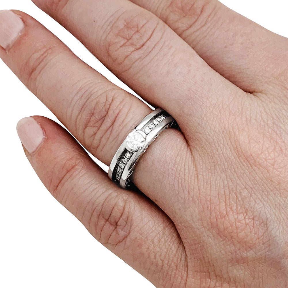 Bague Bulgari, "B.Zero1", or blanc et diamant central - Maison Eloe