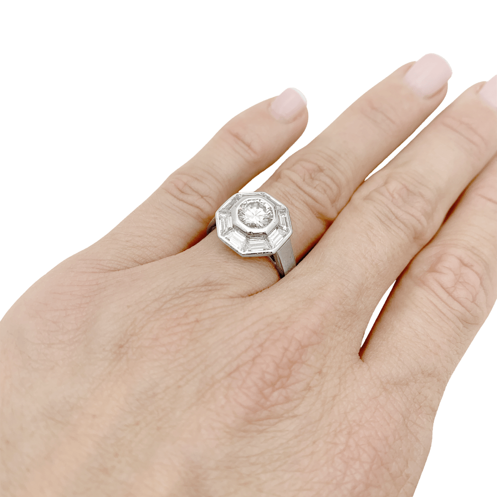 Bague MELLERIO, platine et diamants.