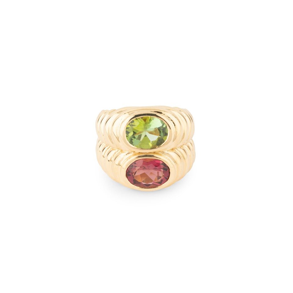 Élégante bague en or jaune, tourmaline rose et péridot dans le style BULGARI - Maison Eloe