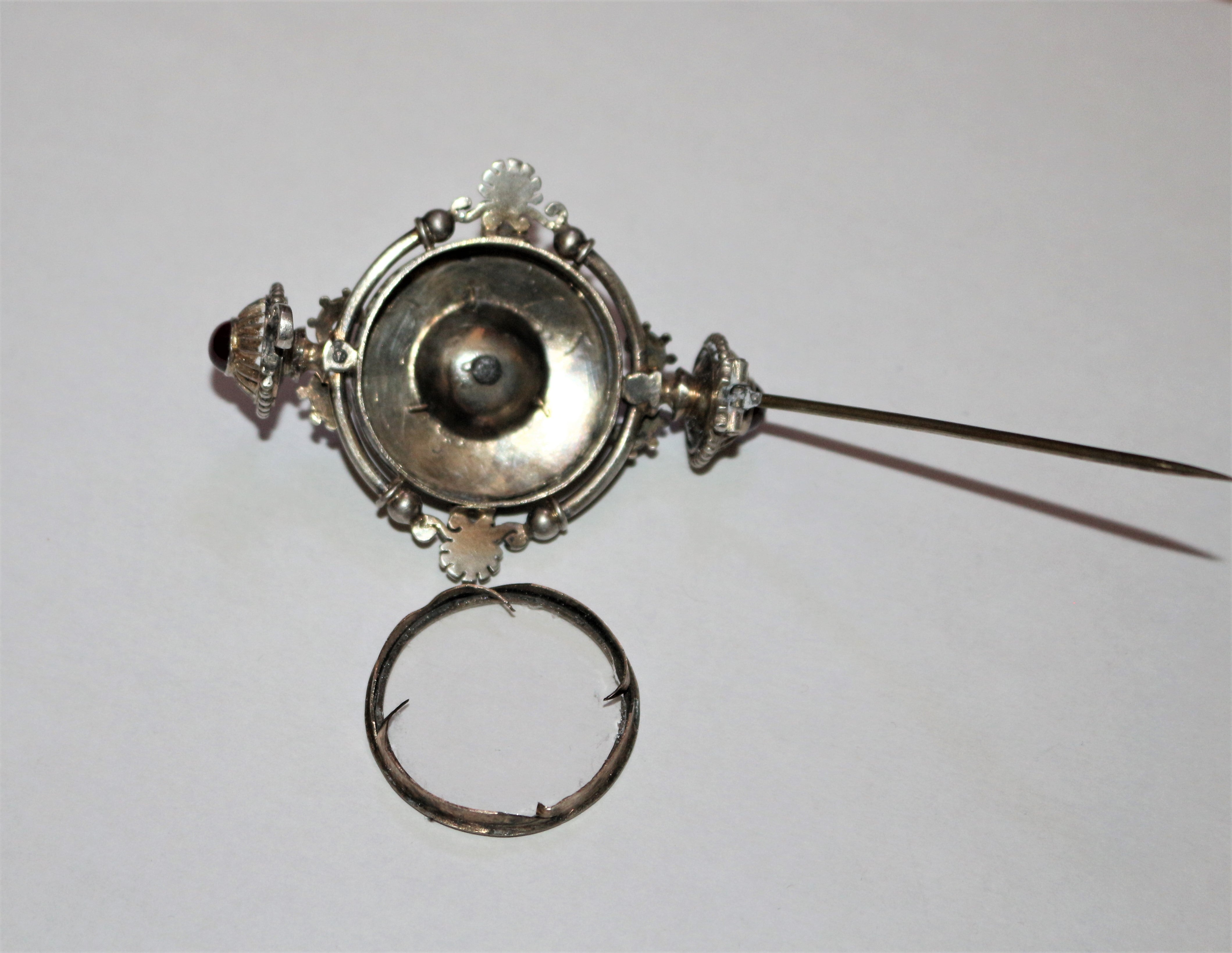 Broche néo-renaissance XIXe style Renaissance