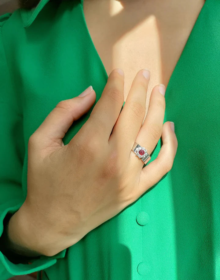 Bucherer Ruby Daisy Ring