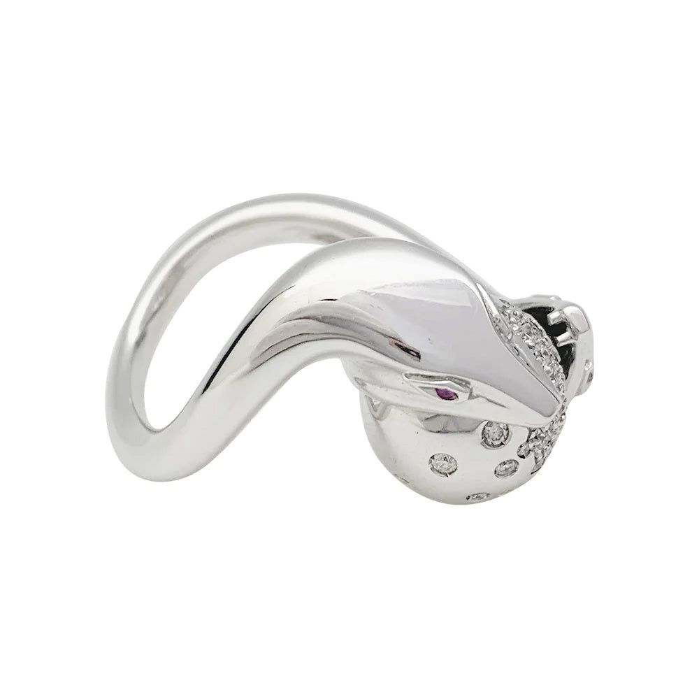 Bague Boucheron, "Trouble", or blanc, diamants.