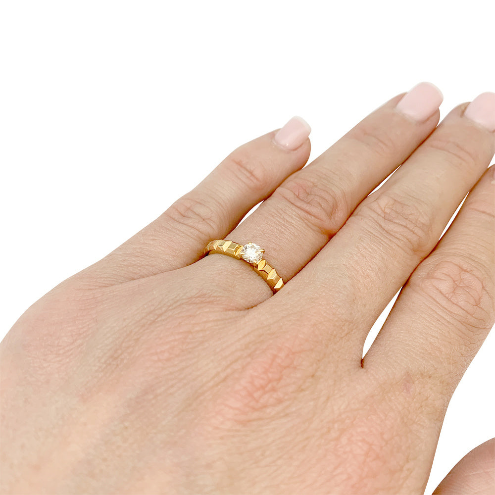 Bague Boucheron, "Clou de Paris", or jaune, diamant.