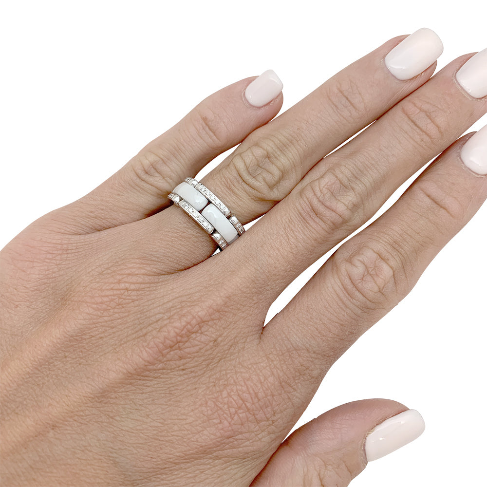 Chanel ring, "Ultra", white gold, white ceramic, diamonds.