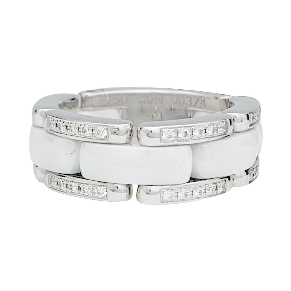 Chanel ring, "Ultra", white gold, white ceramic, diamonds.