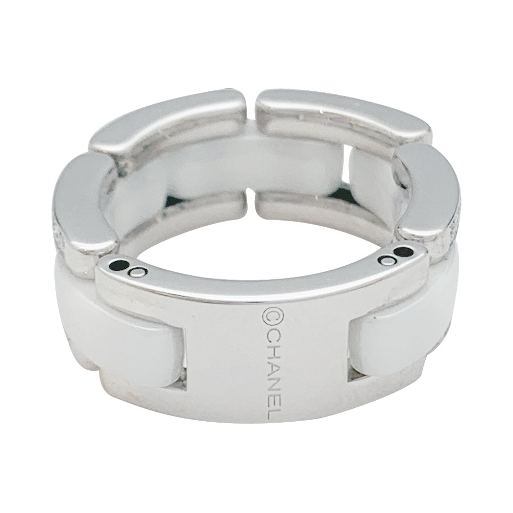 Chanel ring, "Ultra", white gold, white ceramic, diamonds.