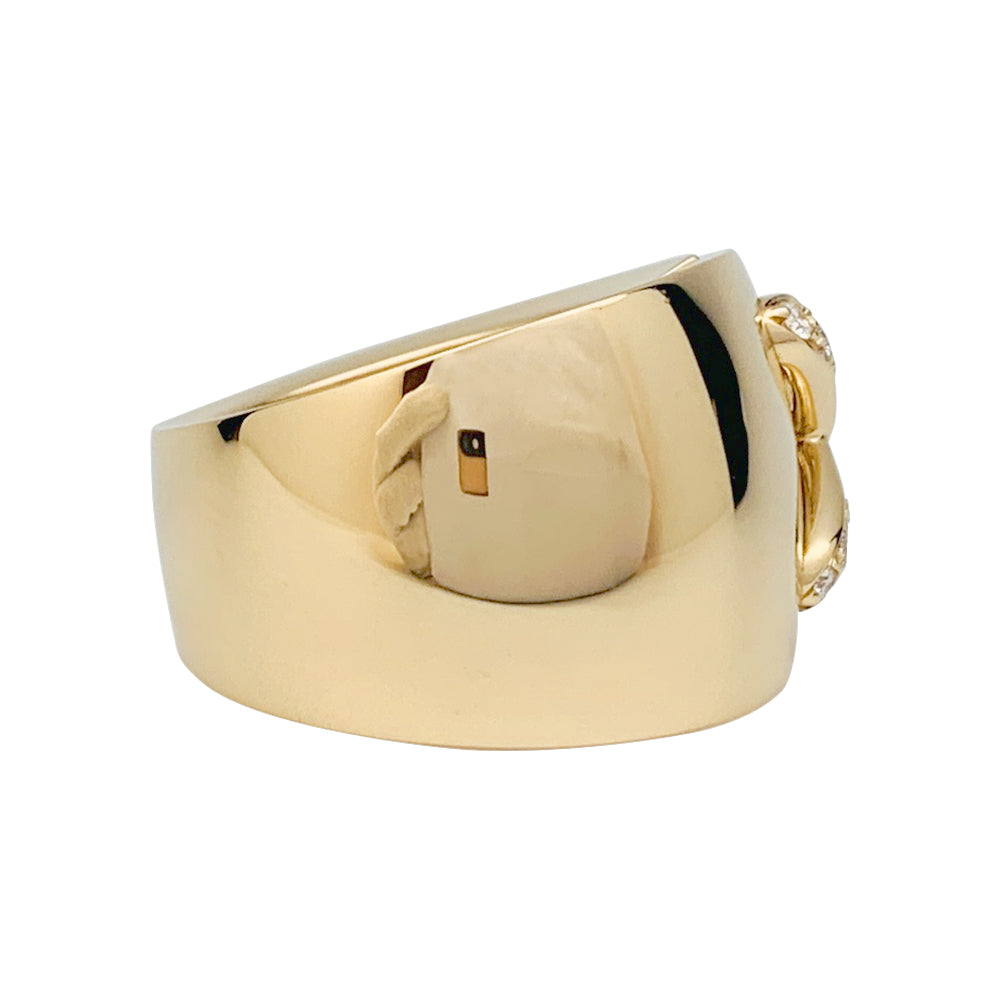 Chaumet ring, "Liens" large model, yellow gold, diamonds.