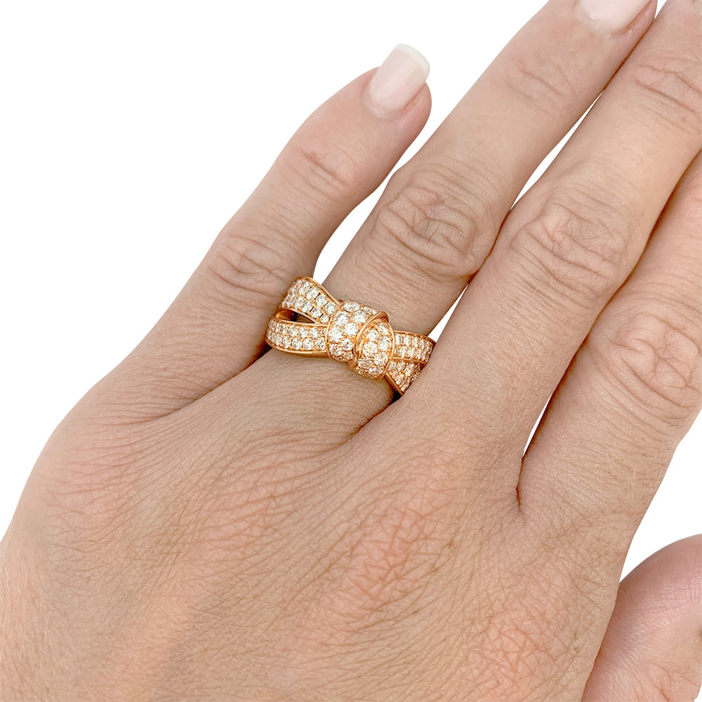 Chaumet ring, "Liens Séduction", pink gold and diamonds.