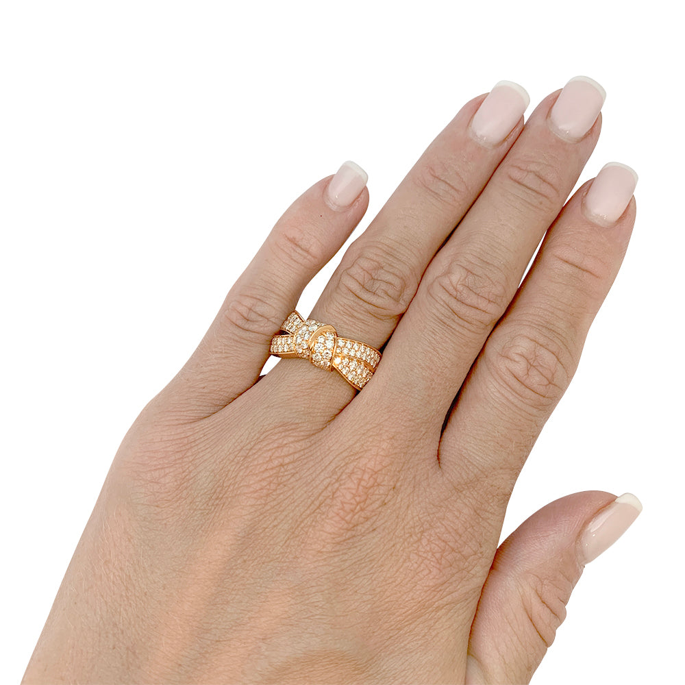 Chaumet ring, "Liens Séduction", pink gold and diamonds.