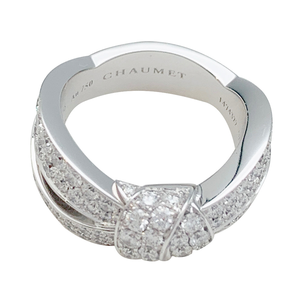 Chaumet ring, "Liens Séduction", white gold and diamonds.