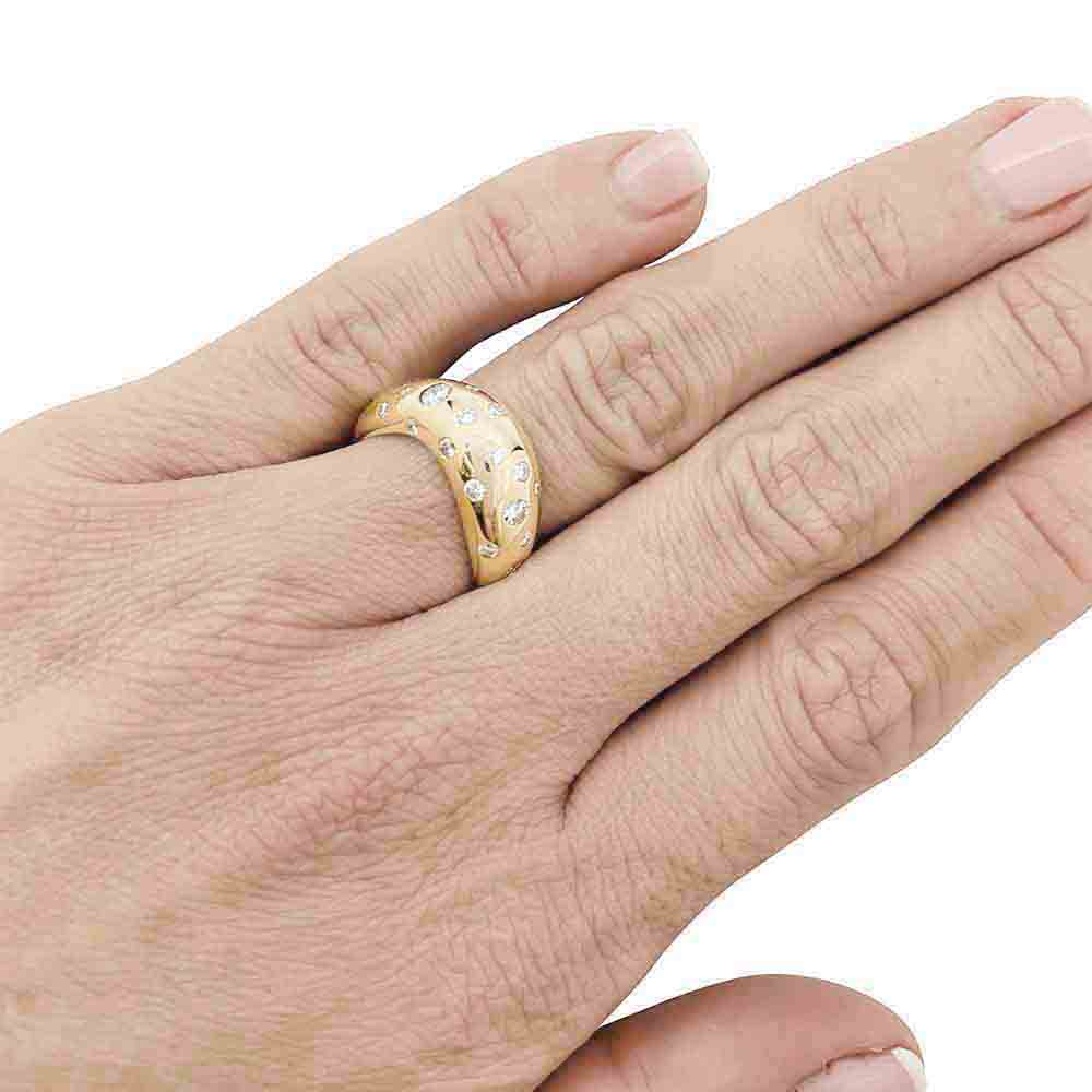 Fred ring, "Mouvementée", yellow gold, diamonds.