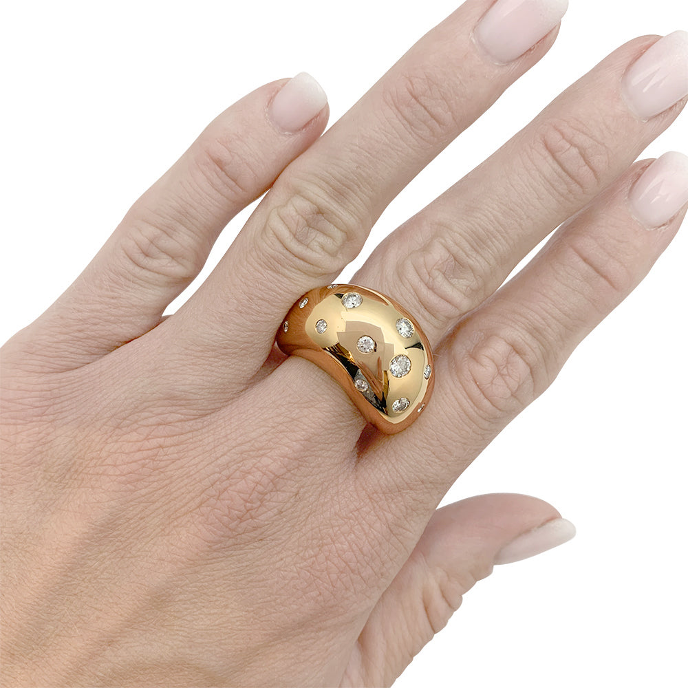 Fred ring, "Mouvementée", yellow gold, diamonds.
