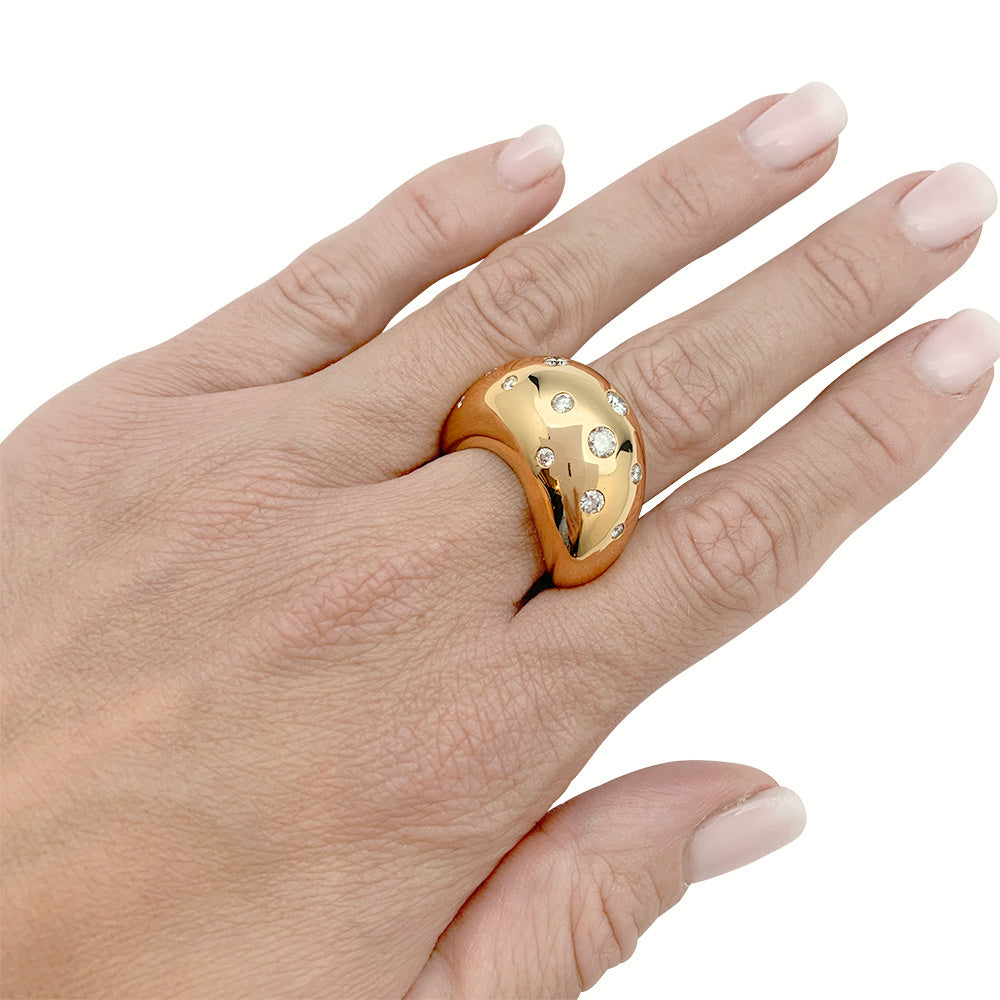 Fred ring, "Mouvementée", yellow gold, diamonds.
