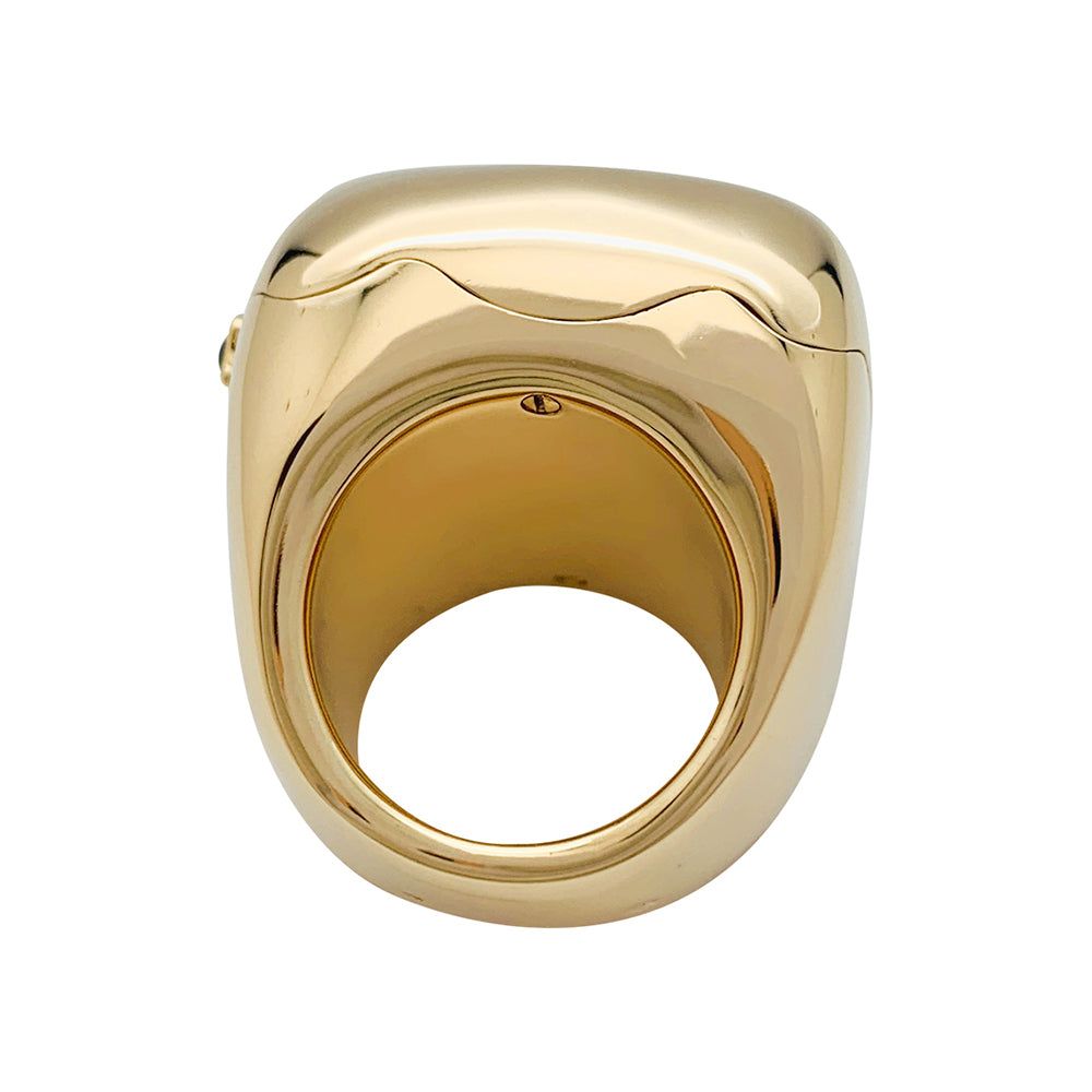 Dior watch ring, "Nougat" model, in yellow gold and onyx.