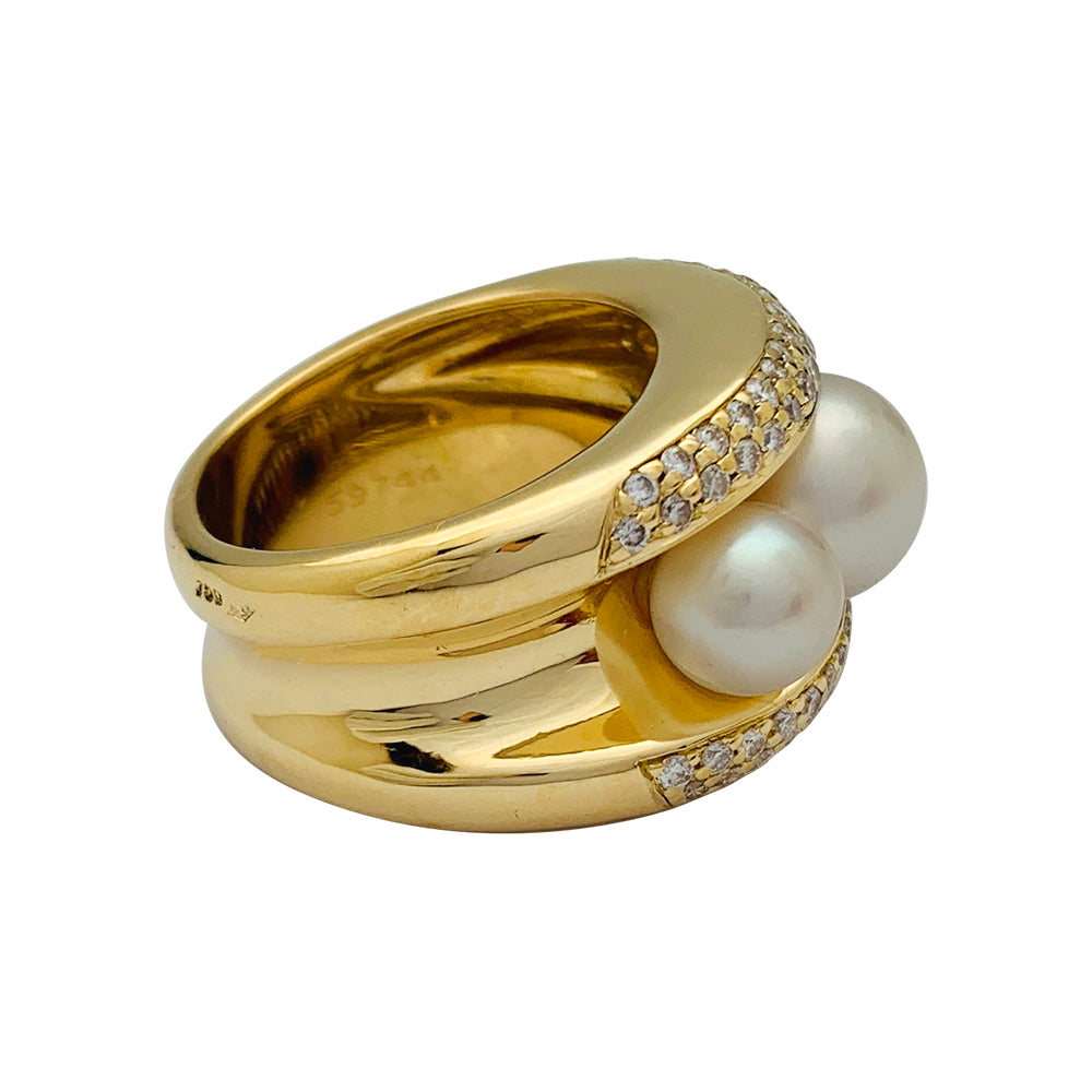 Poiray ring, "Fidji", yellow gold, pearl and diamonds.