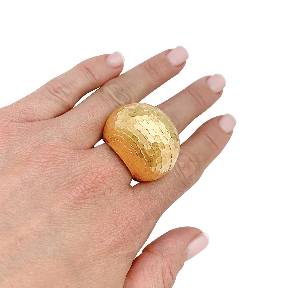 Pomellato ring, "Duna", yellow gold.