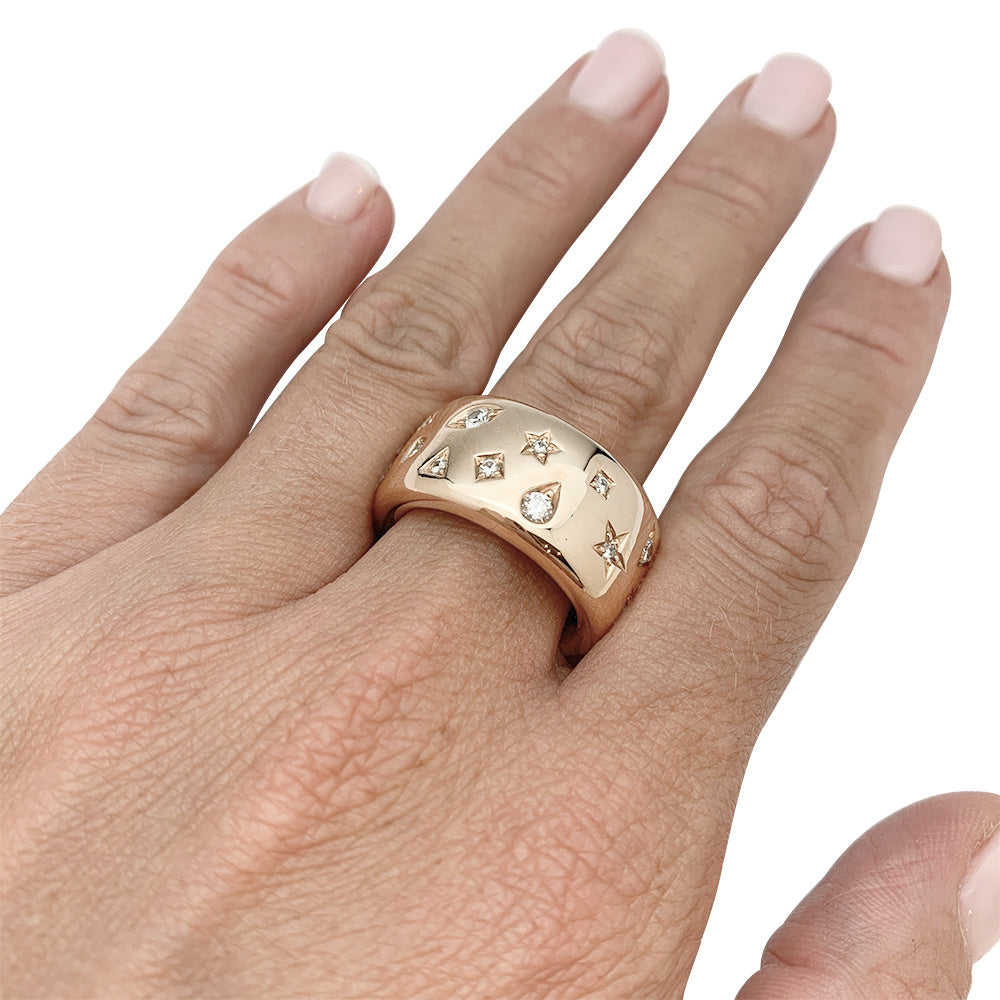 Pomellato ring, "Iconica", pink gold, diamonds.