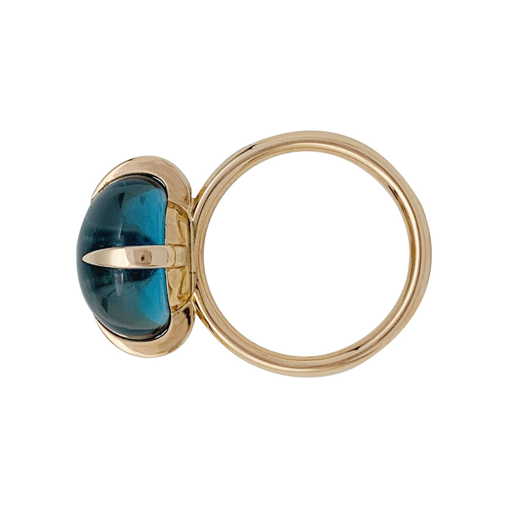 Pomellato "Veleno" ring in pink gold, blue london topaz.