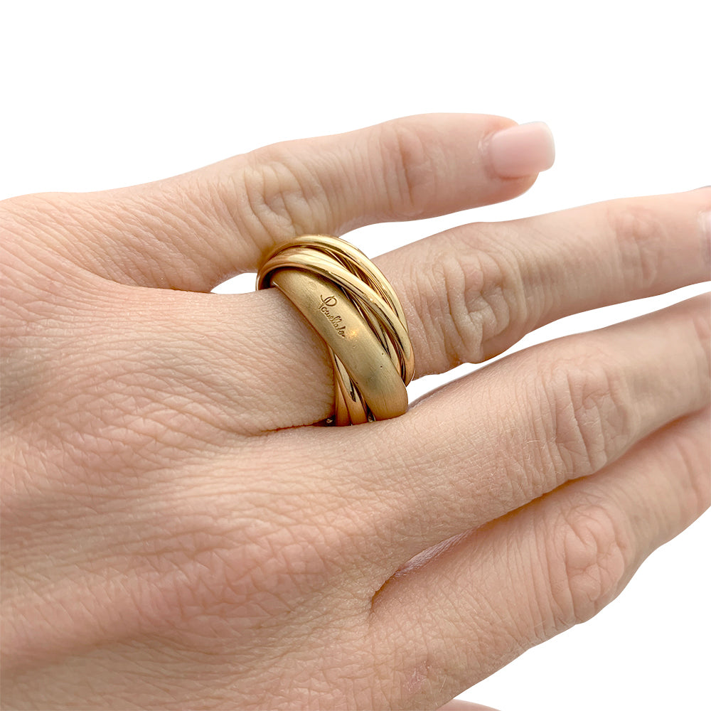 Pomellato ring, "A Thousand Circles", yellow gold.