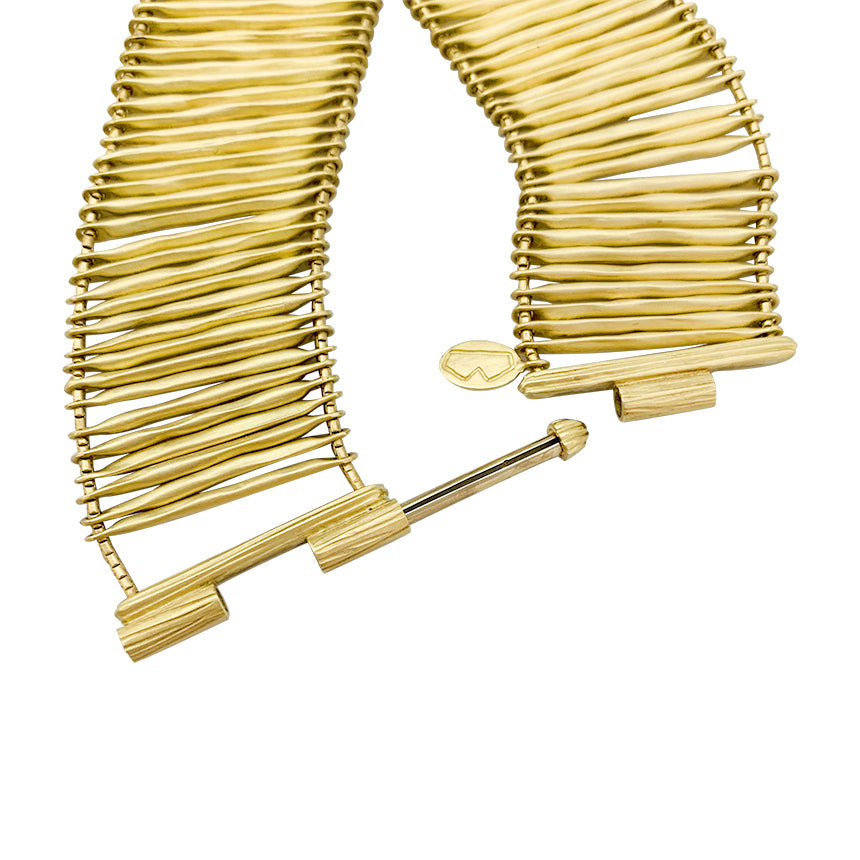 H.Stern “Filaments” bracelet in yellow gold.