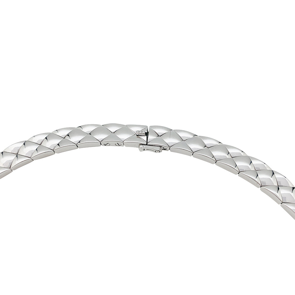 Chanel necklace, "Quilted", white gold.