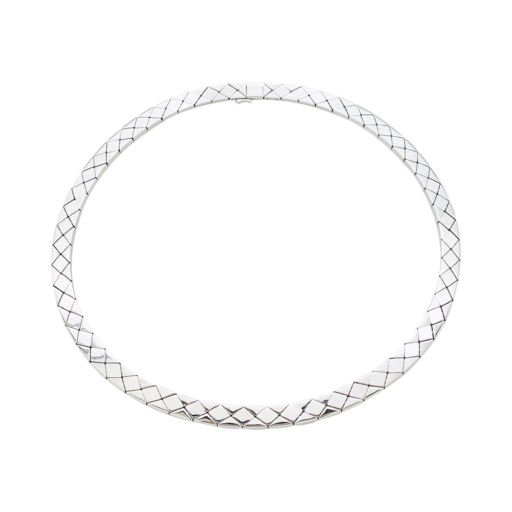 Chanel necklace, "Quilted", white gold.