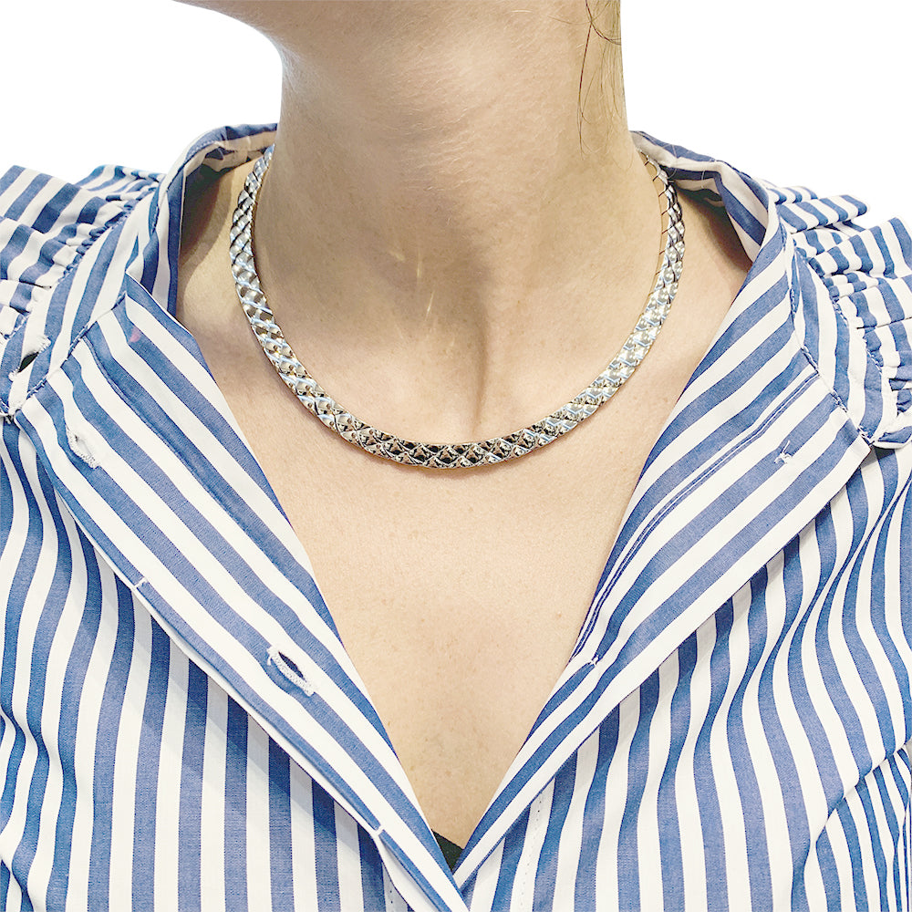 Chanel necklace, "Quilted", white gold.