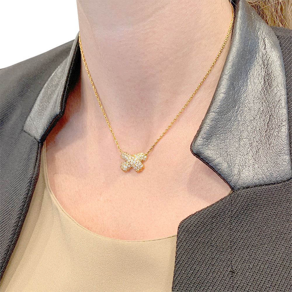 Fred "Ombre Féline" necklace in yellow gold, diamonds.