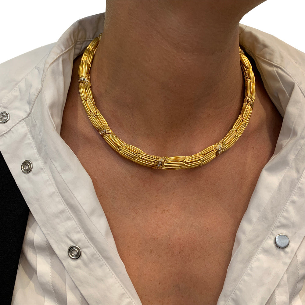 Lalaounis "Epis" necklace in yellow gold and diamonds.