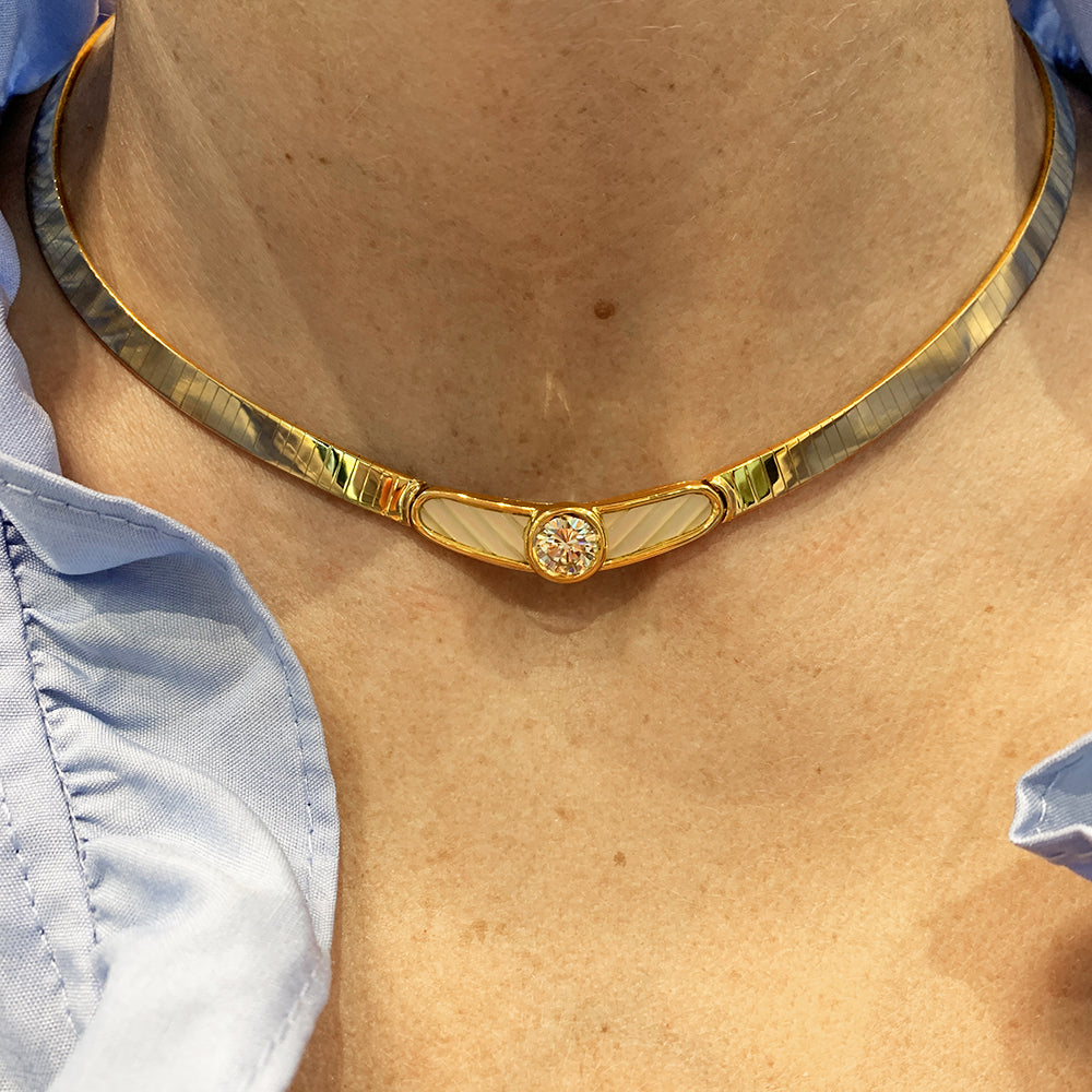 Iconic Mauboussin Necklace, "Nadia" Collection, gold, mother-of-pearl, and 1.42 carat central diamond.