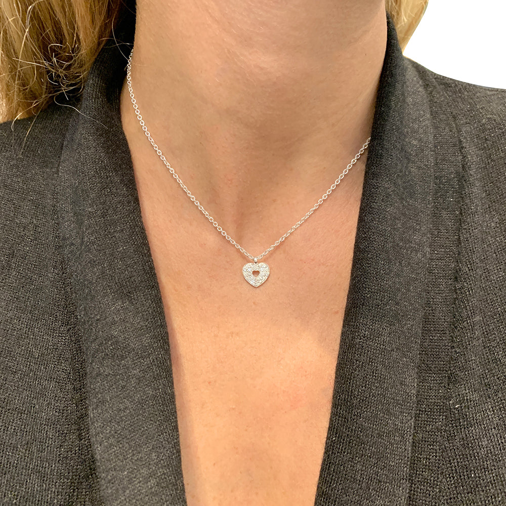 Poiray necklace, "Secret Heart", white gold and diamonds.
