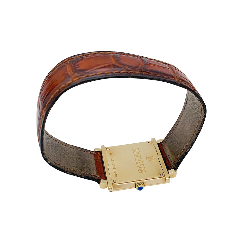 Boucheron watch, "Pointe de Diamants", yellow gold, leather.