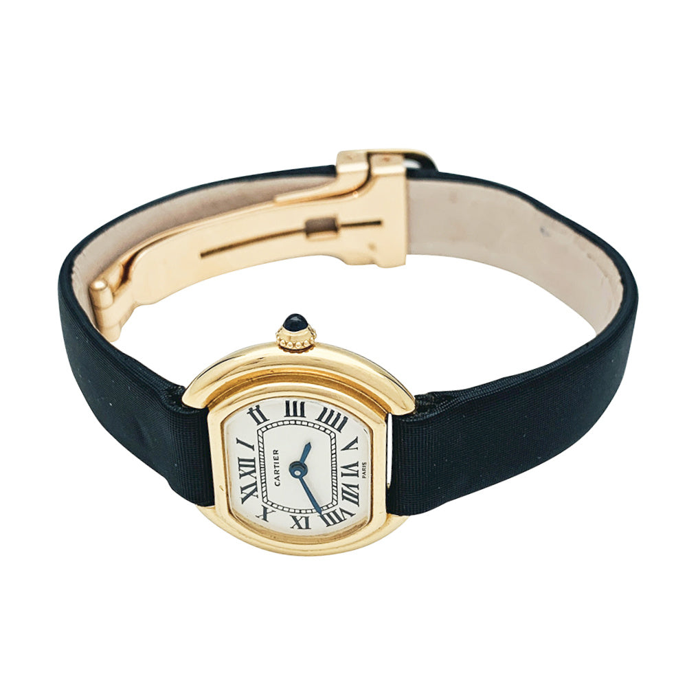 Cartier "Ellipse" watch in yellow gold.