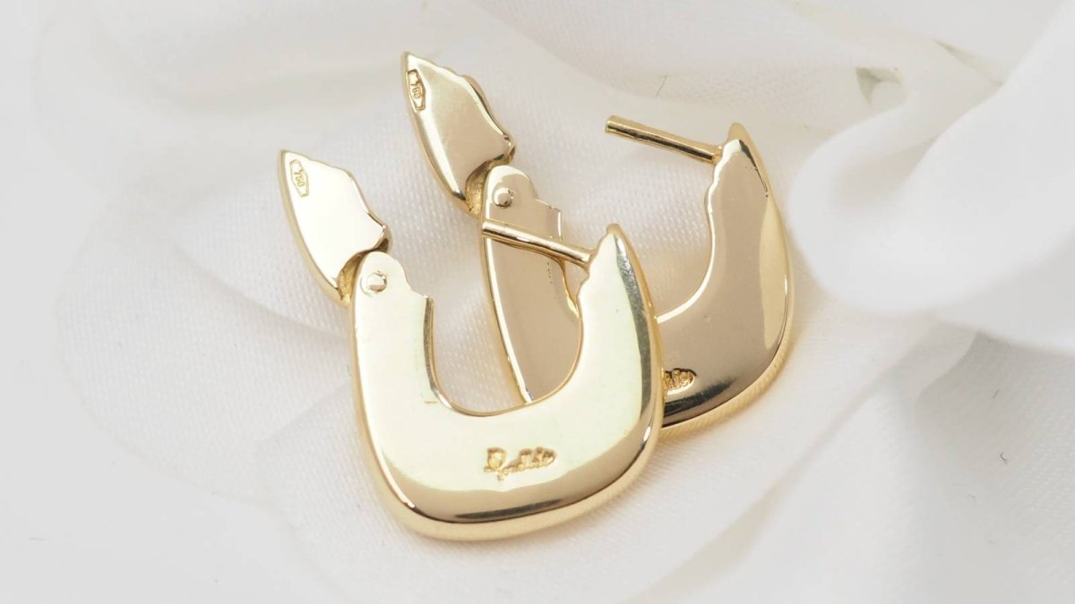 Pomellato Créoles carrées or jaune 18K - Maison Eloe