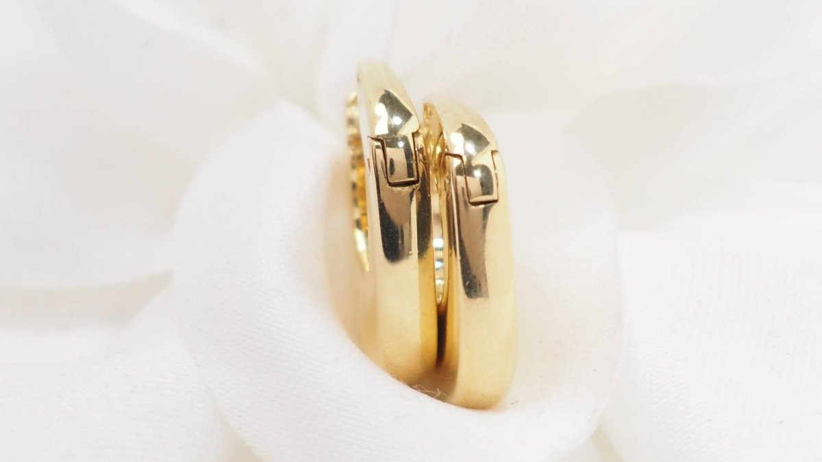 Pomellato Créoles carrées or jaune 18K - Maison Eloe