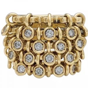 Bague Dior modèle “Coquine” en or jaune, diamants.