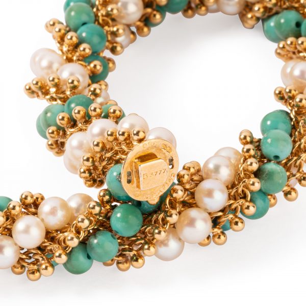 Bracelet Van Cleef & Arpels, modèle “Twist”, or jaune, perles de culture et turquoise. 6